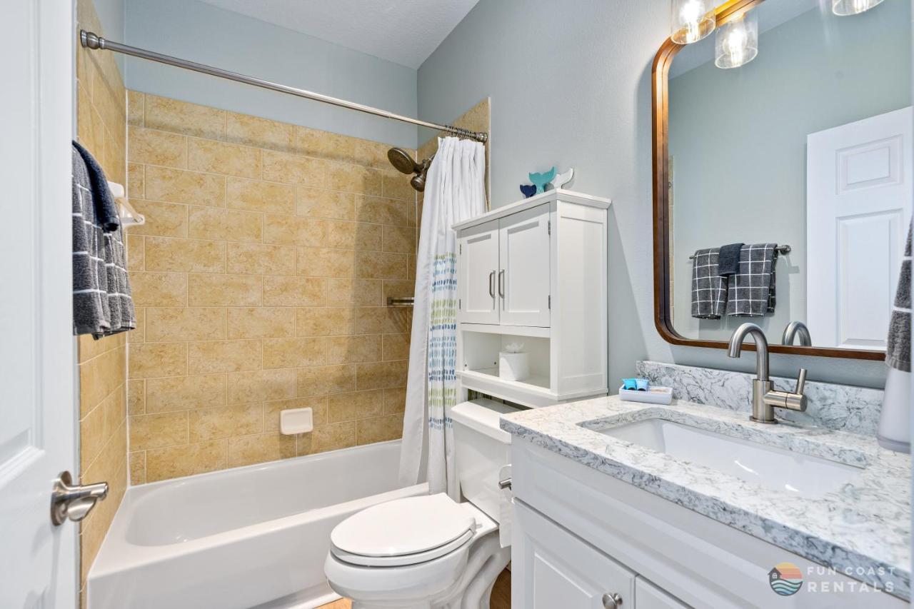 On Flagler Avenue! Dog Friendly With Balcony And Parking Walk To The Beach! New Smyrna Beach Eksteriør bilde