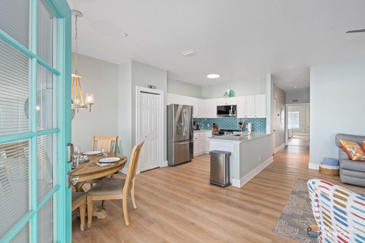 On Flagler Avenue! Dog Friendly With Balcony And Parking Walk To The Beach! New Smyrna Beach Eksteriør bilde